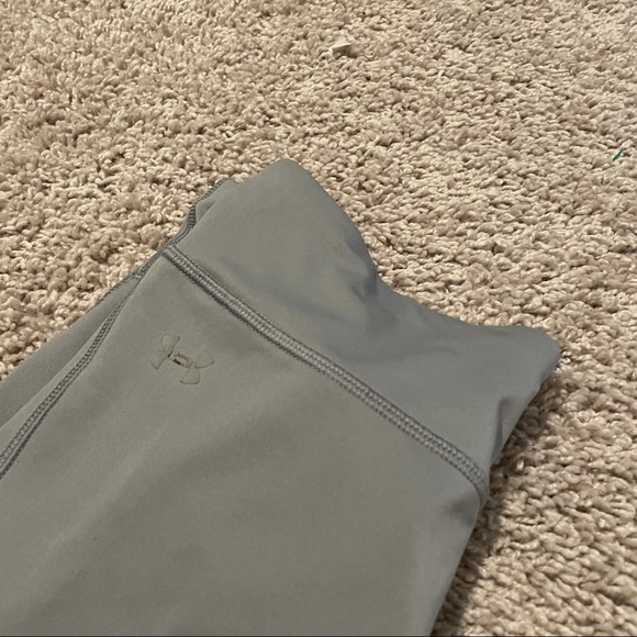 Under Armour Capri leggings gray medium - Picture 2 of 4